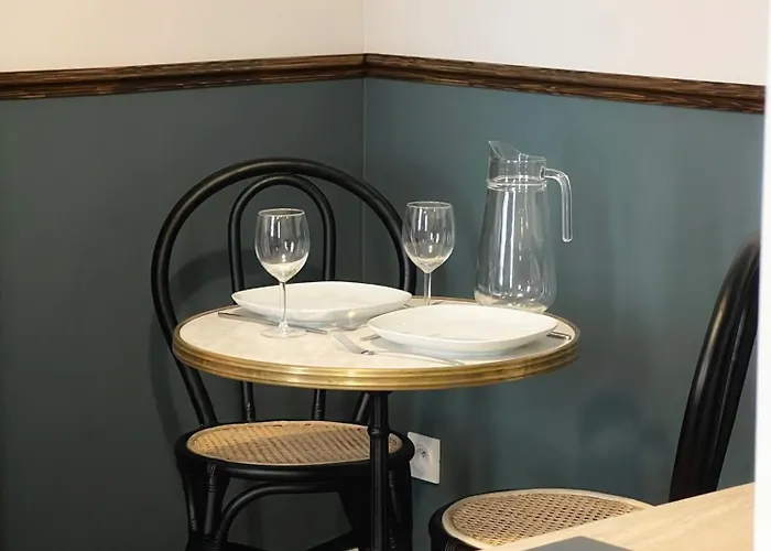 Апартаменты Le Bistrot D'eugene - Hypercentre - Calme *